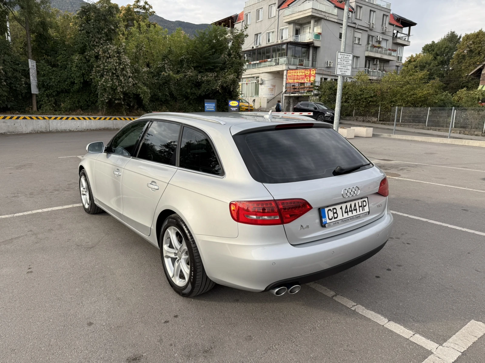 Audi A4 2.0 TDI , снимка 7 - Автомобили и джипове - 56249082