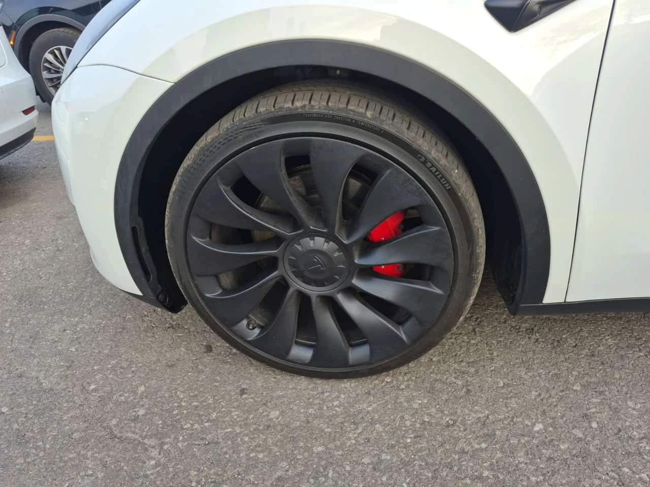 Tesla Model Y Performance / Carfax / ����������  | Mobile.bg � ����������� 4