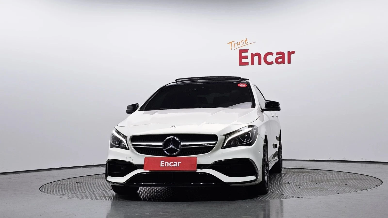 Mercedes-Benz CLA 45 AMG, снимка 3 - Автомобили и джипове - 56685431