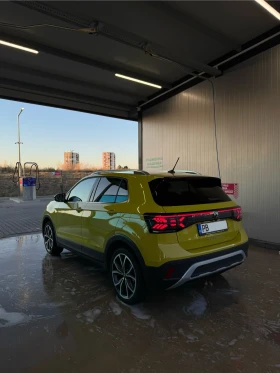 Обява за продажба на VW T-Cross Style 1.0 TSI DSG ~48 000 лв. - изображение 1