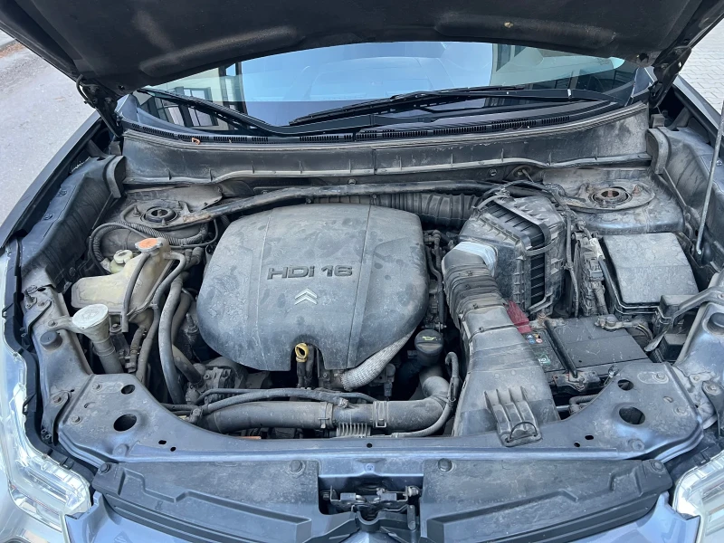 Citroen C-Crosser, снимка 12 - Автомобили и джипове - 52621991