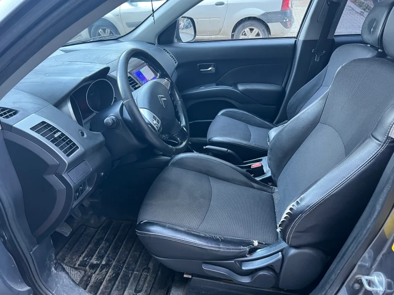 Citroen C-Crosser, снимка 10 - Автомобили и джипове - 52621991