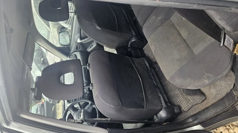 Toyota Rav4 2.0d4d.116ks.klimatronik.4x4.feis, снимка 4 - Автомобили и джипове - 52669399