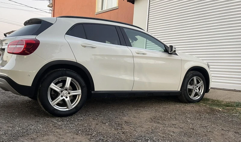 Mercedes-Benz GLA 200 4x4 189хил.км, снимка 4 - Автомобили и джипове - 52744161