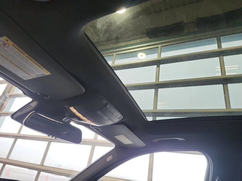 Mercedes-Benz GLC * AMG 43 * CARFAX * БЕЗ ПЪРВОНАЧАЛНА ВНОСКА, снимка 11 - Автомобили и джипове - 53091851