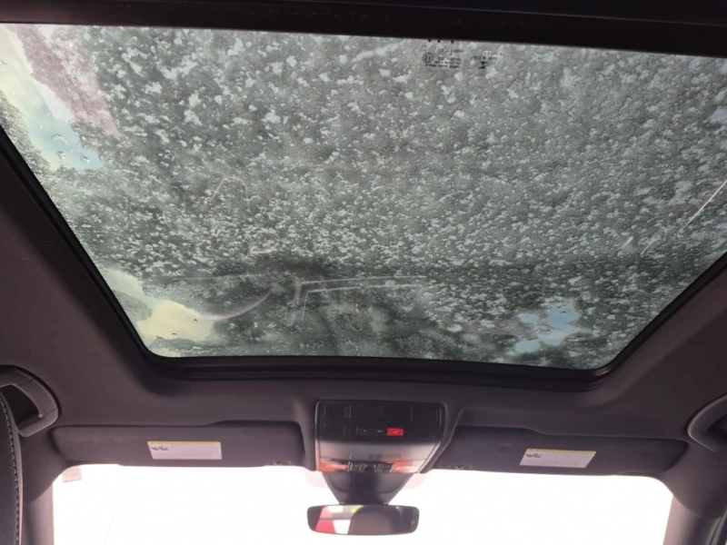 VW Tiguan * HIGHLINE R LINE * CARFAX * ФИНАНСИРАНЕ, снимка 12 - Автомобили и джипове - 53326124