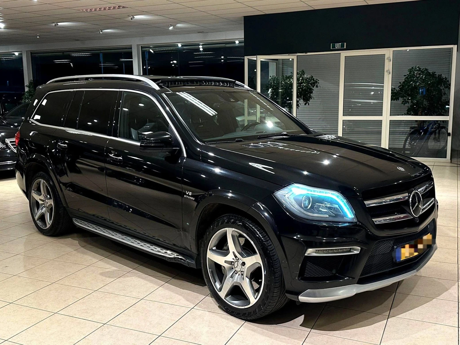 Mercedes-Benz GL 63 AMG 4MATIC 7-МЕСТЕН DESIGNO ПАНОРАМА ЛИЗИНГ 100%  , снимка 1
