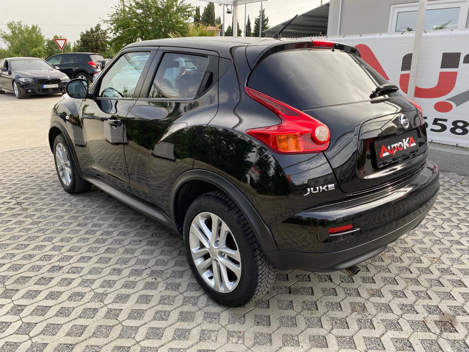 Nissan Juke 1.6i-117кс= 109хил.км!= АВТОПИЛОТ= ПАРКТРОНИК - изображение 5