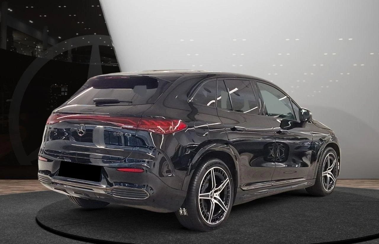 Mercedes-Benz EQE 43 AMG/4M/AIRMATIC/HYPERSCREEN/BURM/PANO/360/ - изображение 6