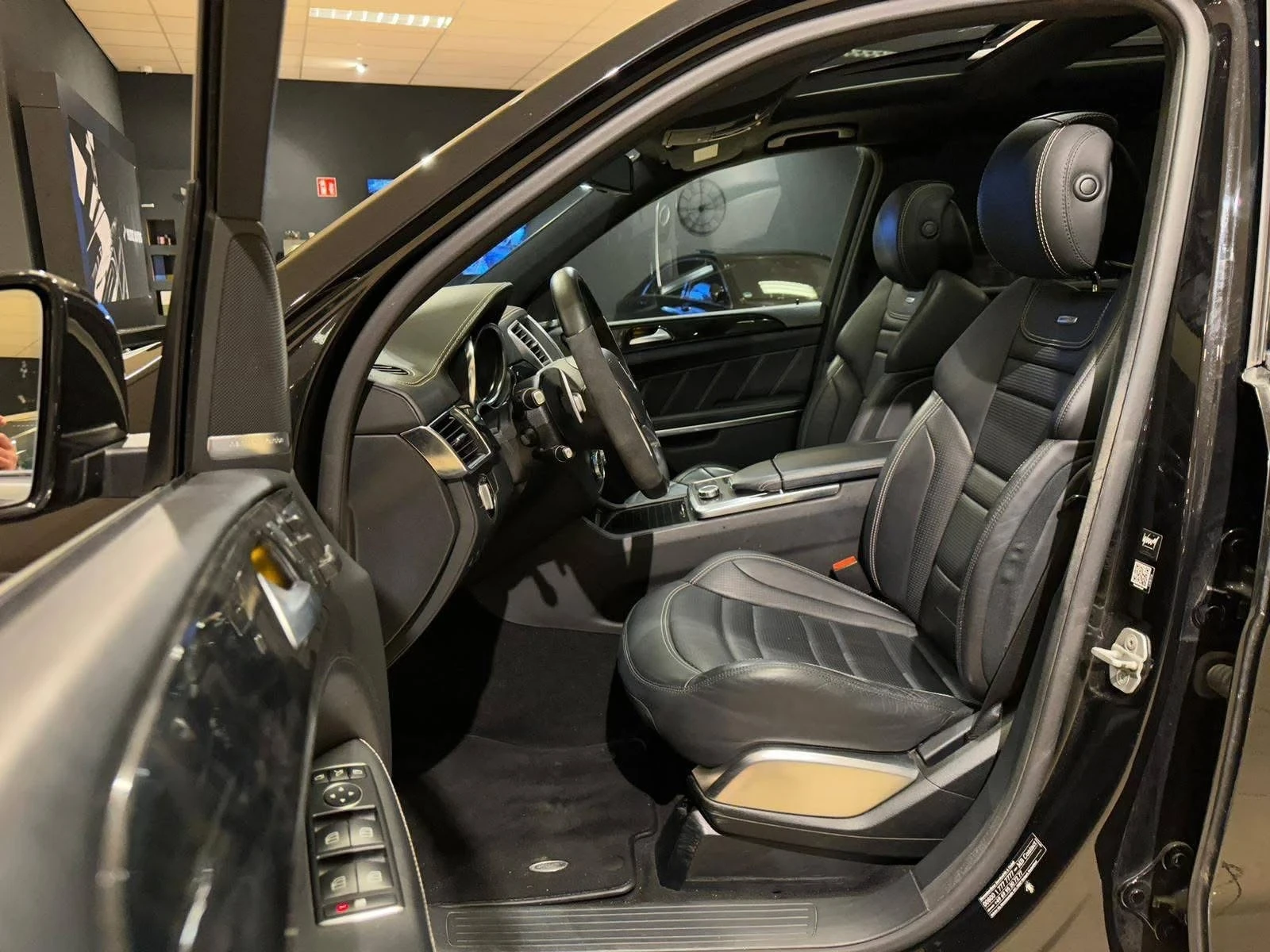 Mercedes-Benz GL 63 AMG 4MATIC 7-МЕСТЕН DESIGNO ПАНОРАМА ЛИЗИНГ 100%   - изображение 8