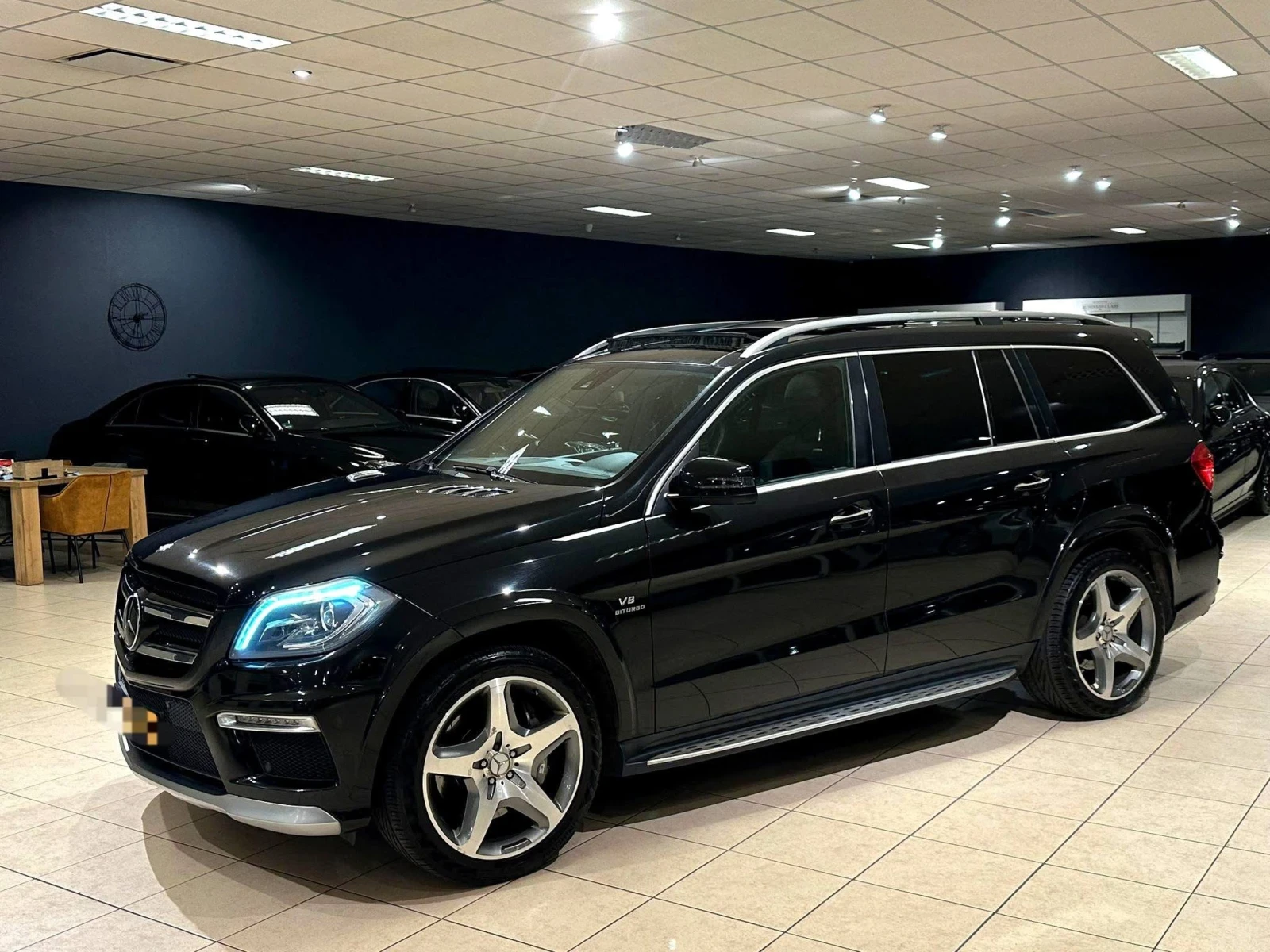 Mercedes-Benz GL 63 AMG 4MATIC 7-МЕСТЕН DESIGNO ПАНОРАМА ЛИЗИНГ 100%   - изображение 3