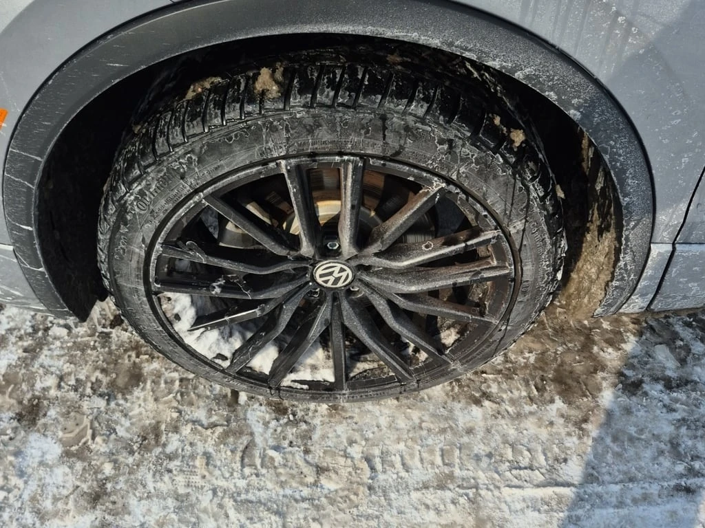 VW Tiguan * HIGHLINE R LINE * CARFAX * ФИНАНСИРАНЕ - изображение 6