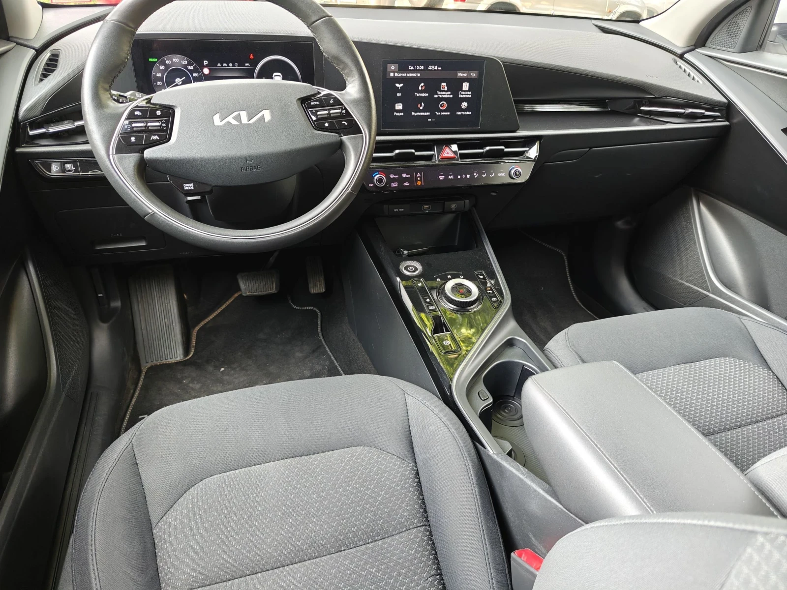 Kia Niro 64 KWH 204HP, снимка 10 - Автомобили и джипове - 54856794