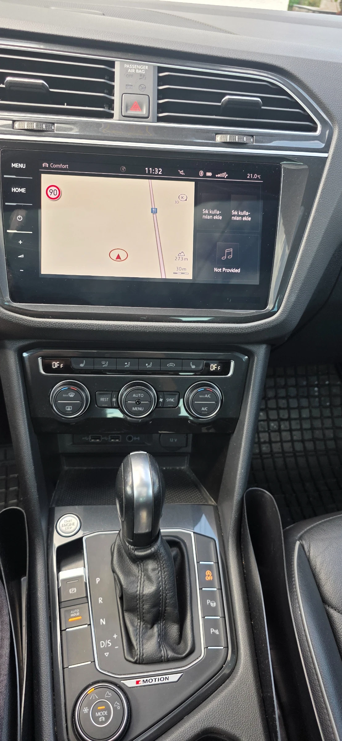 VW Tiguan 2.0 TDi, снимка 9 - Автомобили и джипове - 55416450