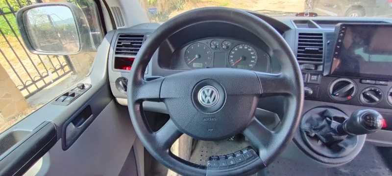 VW T5, снимка 12 - Бусове и автобуси - 45279991