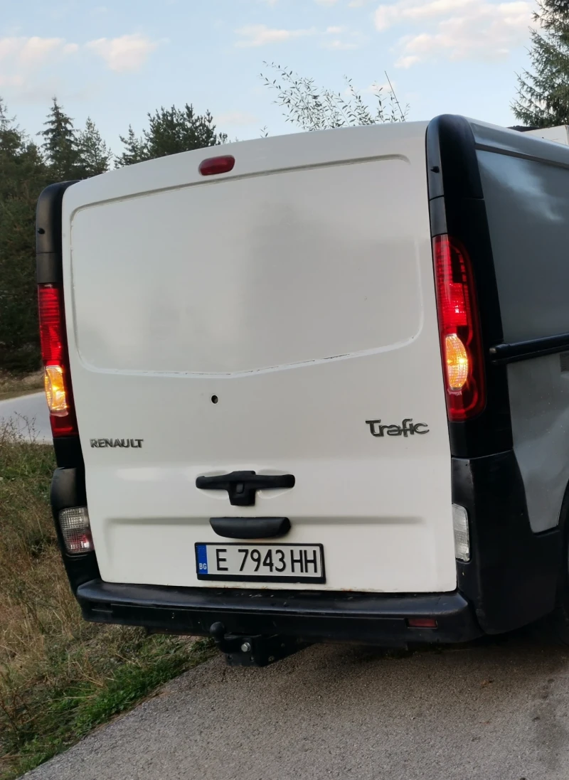 Renault Trafic, снимка 6 - Бусове и автобуси - 52358492