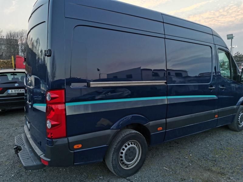 VW Crafter 2.5TDI, снимка 10 - Бусове и автобуси - 28370709