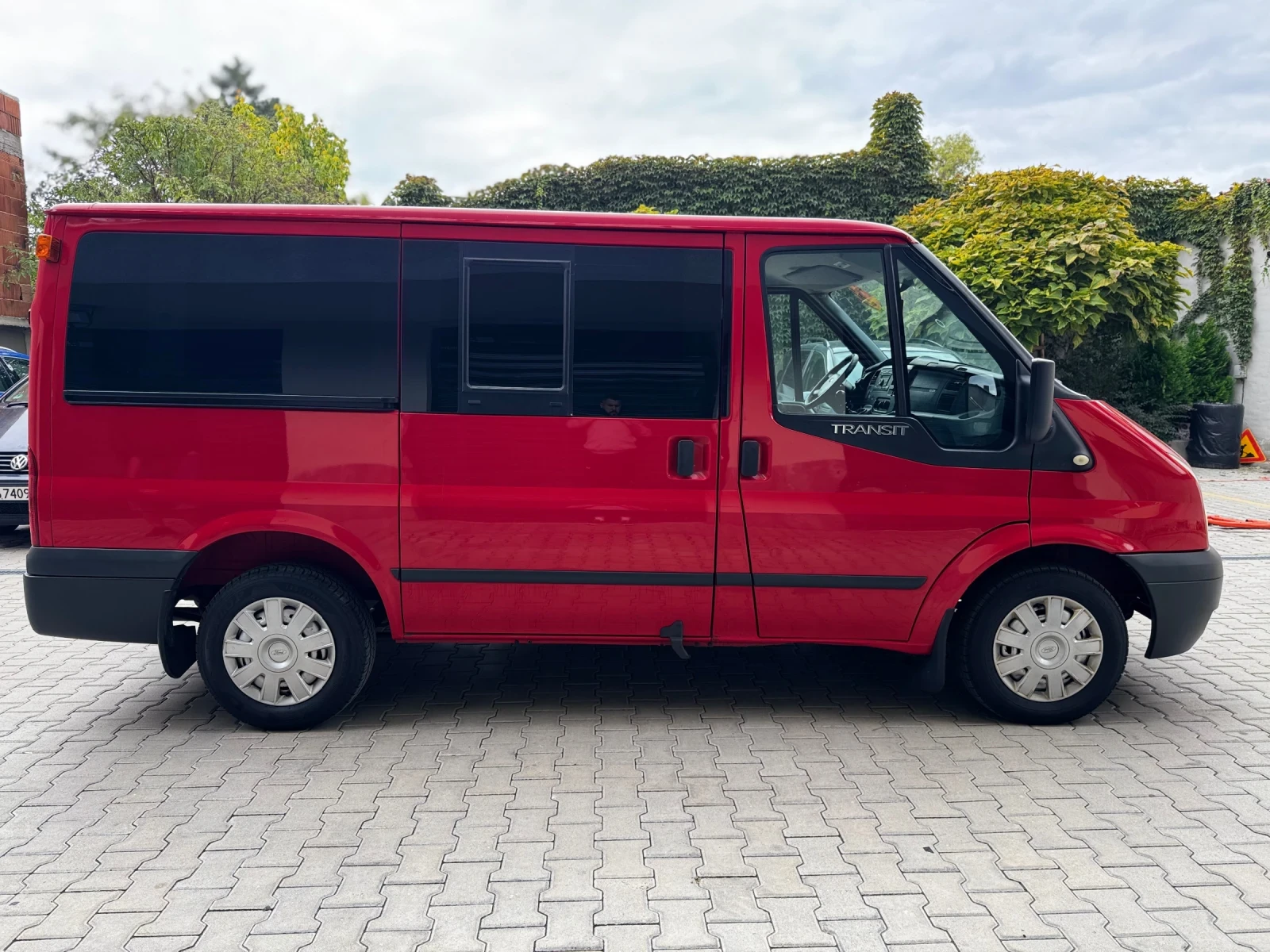 Ford Transit 2.2 101ps 8+ 1 - изображение 6