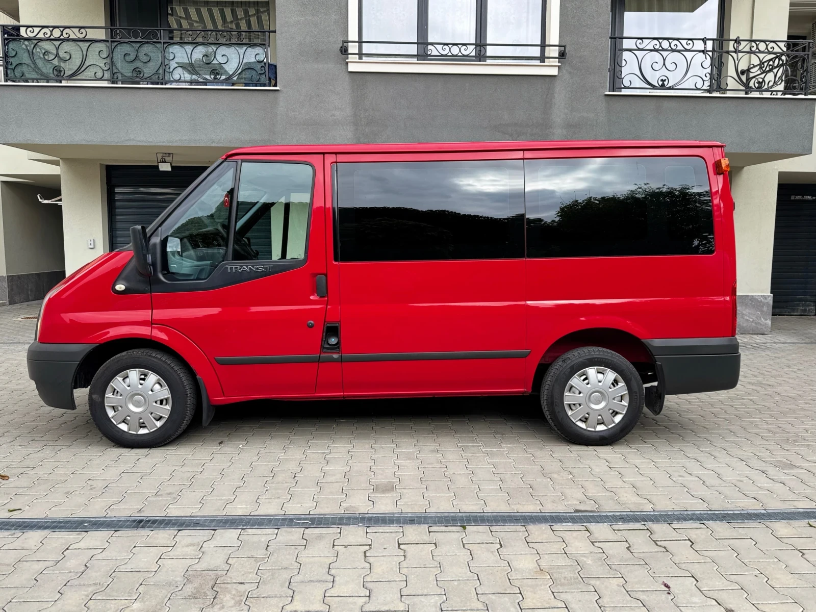Ford Transit 2.2 101ps 8+ 1 - изображение 4