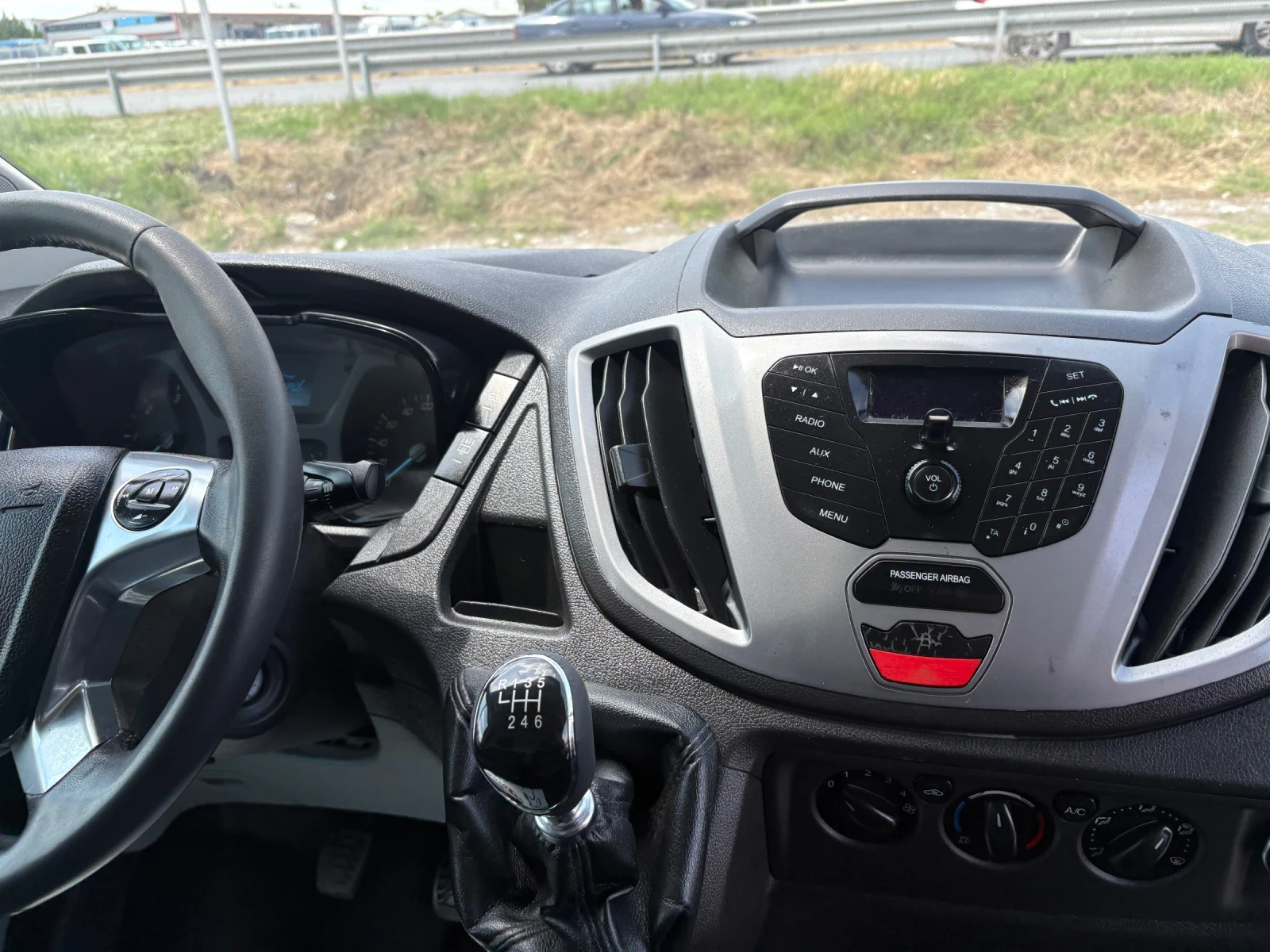 Ford Transit 2.2tdci-Klima, снимка 15 - Бусове и автобуси - 54622231