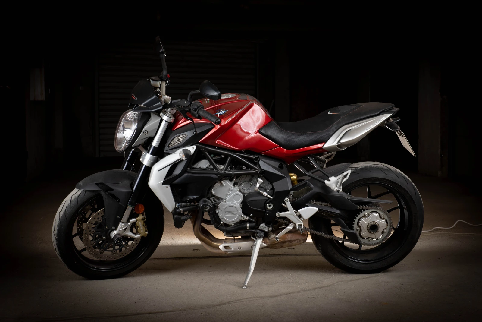 MV Agusta Brutale 800 - изображение 3