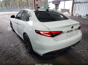 Alfa Romeo Giulia 2.0l Ti Sport Rwd, снимка 3