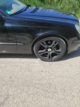 Mercedes-Benz E 270, снимка 5
