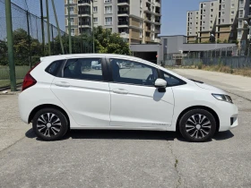 Honda Jazz 1.3i-VTEC Пълна история в ХОНДА ЕВРО 6, TUV 2027г., снимка 4
