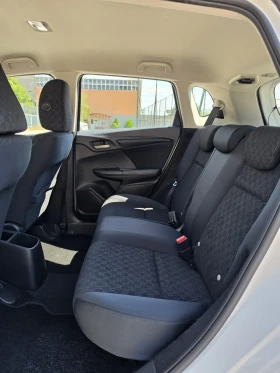 Honda Jazz 1.3i-VTEC Пълна история в ХОНДА ЕВРО 6, TUV 2027г., снимка 13