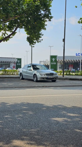  Mercedes-Benz E 270