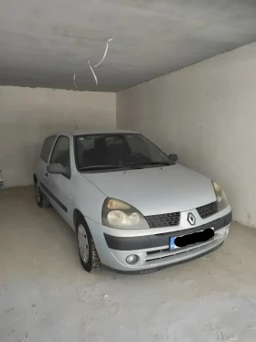 ������ Renault Clio