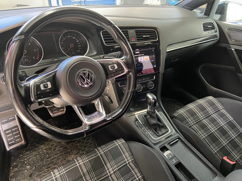 VW Golf GTD, снимка 9 - Автомобили и джипове - 47252385