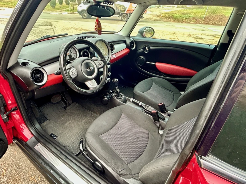 Mini Cooper 1.6i-Автоматик , снимка 10 - Автомобили и джипове - 48120591