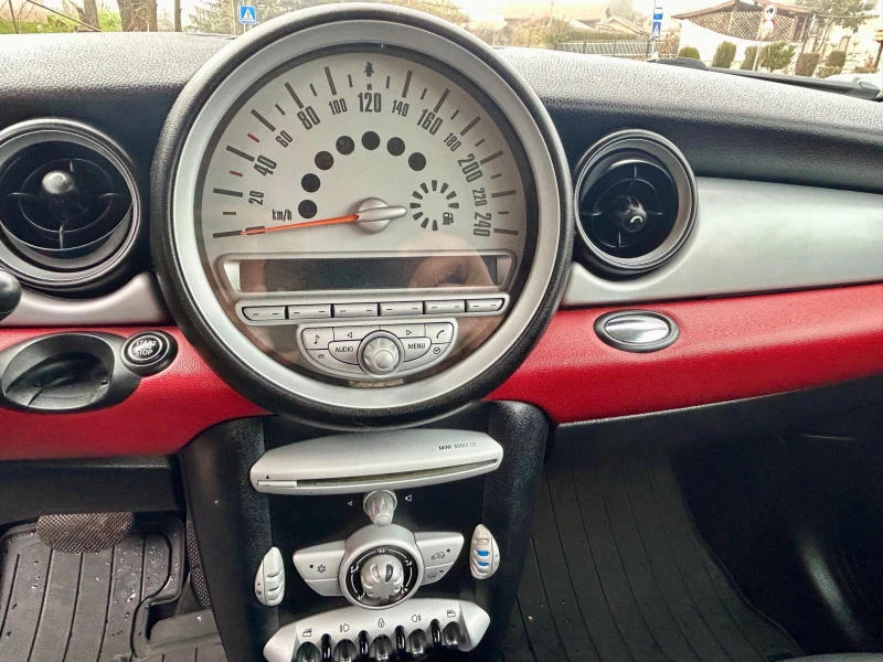 Mini Cooper 1.6i-Автоматик , снимка 8 - Автомобили и джипове - 48120591