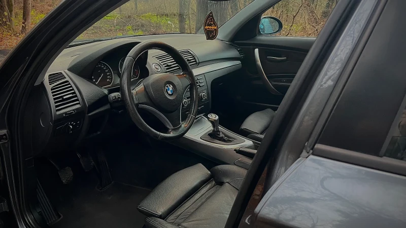 BMW 123 d * Xenon * Face * Recaro * , снимка 8 - Автомобили и джипове - 48375948