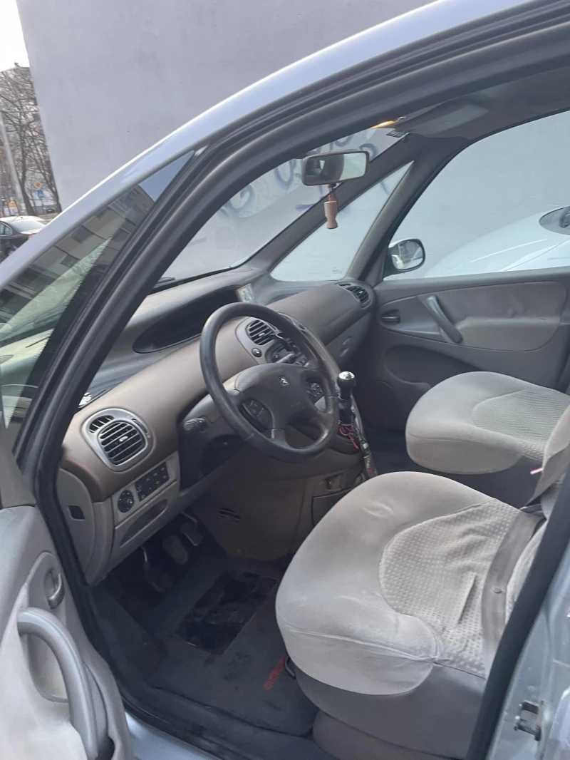 Citroen Xsara picasso 2.0 HDI, снимка 3 - Автомобили и джипове - 48493190