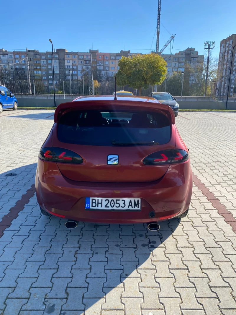 Seat Leon 1.6 ГАЗ, снимка 10 - Автомобили и джипове - 52204671