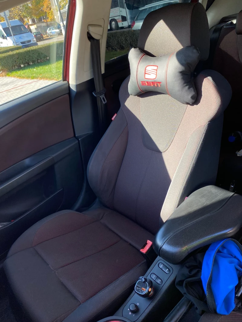 Seat Leon 1.6 ГАЗ, снимка 7 - Автомобили и джипове - 52204671