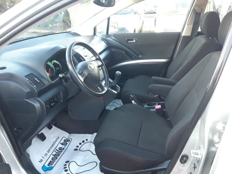 Toyota Corolla verso 2.2D4D* 136ps* 6ск. * ОТЛИЧНА* , снимка 7 - Автомобили и джипове - 49406847