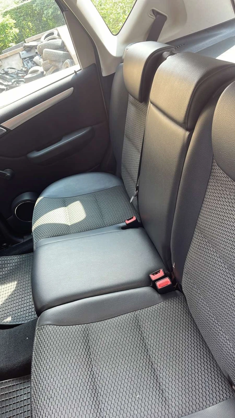 Mercedes-Benz A 180 2011 face lift 180cdi Automatic-Parktronic, снимка 5 - Автомобили и джипове - 52206574