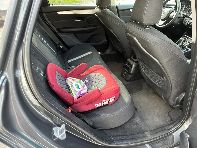 BMW 2 Active Tourer 1.8 d Sport, снимка 15 - Автомобили и джипове - 50955390