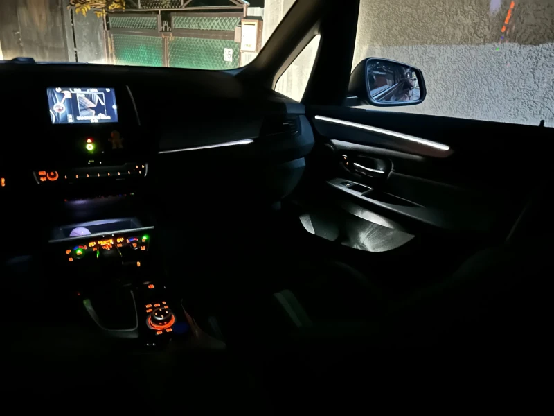 BMW 2 Active Tourer 1.8 d Sport, снимка 17 - Автомобили и джипове - 50955390