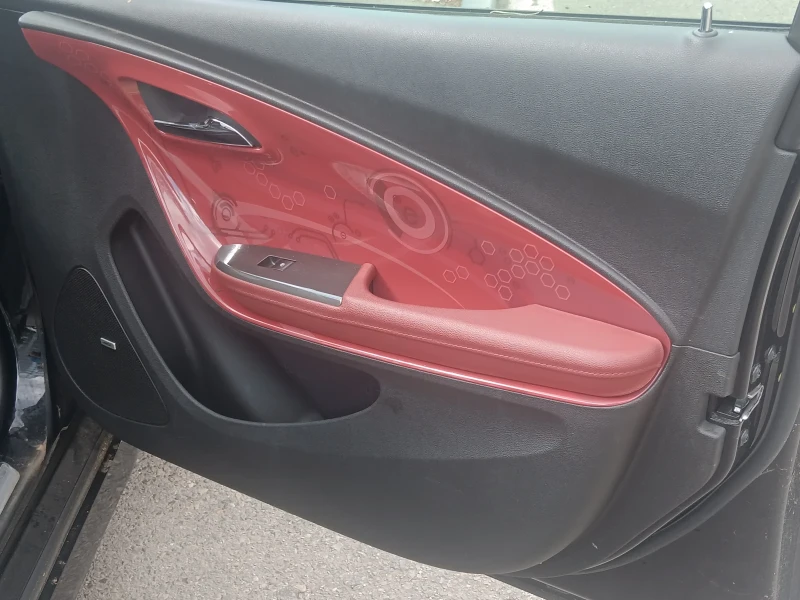 Opel Ampera, снимка 8 - Автомобили и джипове - 52745784