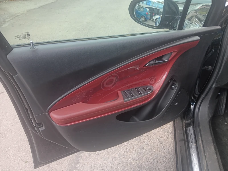 Opel Ampera, снимка 10 - Автомобили и джипове - 52745784