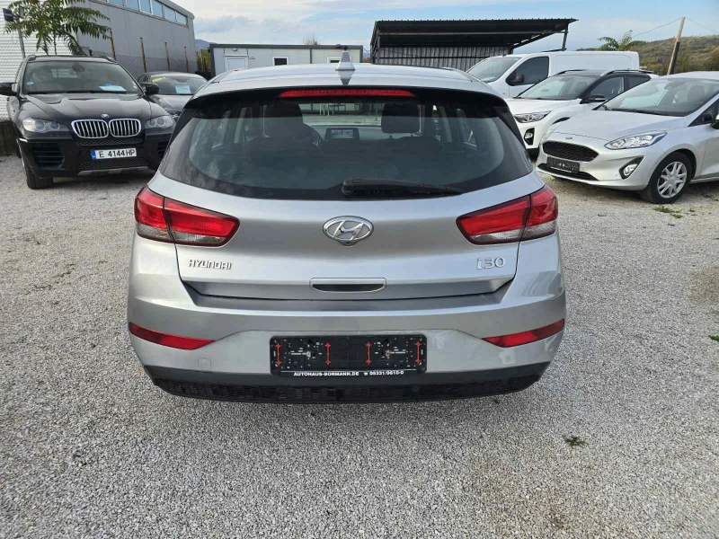 Hyundai I30 1.6 CRDi , снимка 6 - Автомобили и джипове - 52351929