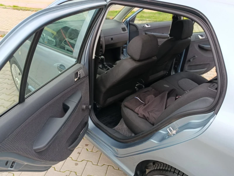 Skoda Fabia 1.4, снимка 3 - Автомобили и джипове - 52617523