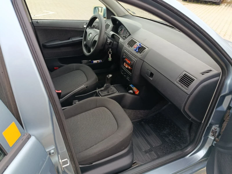 Skoda Fabia 1.4, снимка 2 - Автомобили и джипове - 52617523