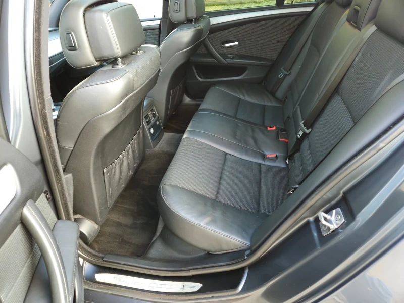 BMW 530 М-ПАКЕТ ОРИГИНАЛ, снимка 17 - Автомобили и джипове - 52818036