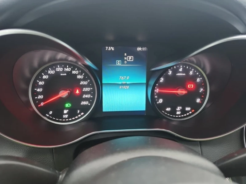 Mercedes-Benz C 300 * CARFAX * БЕЗ ПЪРВОНАЧАЛНА ВНОСКА, снимка 9 - Автомобили и джипове - 53021899