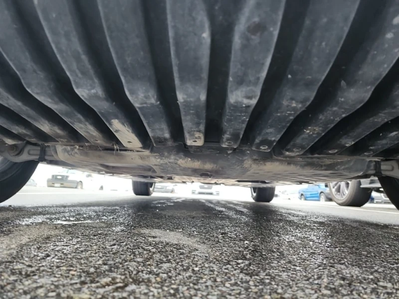 Mercedes-Benz C 300 * CARFAX * БЕЗ ПЪРВОНАЧАЛНА ВНОСКА, снимка 17 - Автомобили и джипове - 53021899